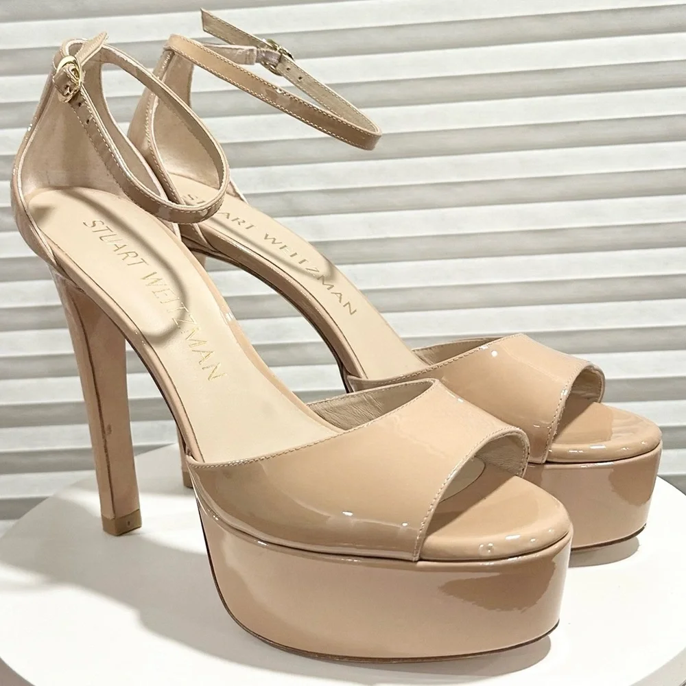 🌹STUART WEITZMAN 🌹 Discoplatform Nudistcurve Patent Leather Sandals Size: 10B